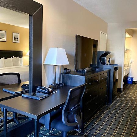 Stanford Inn & Suites Anaheim Kültér fotó