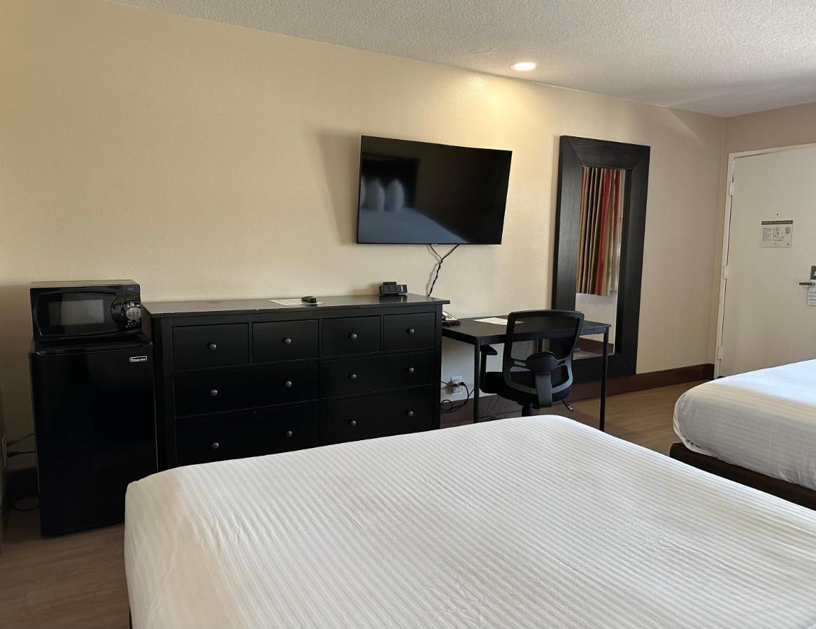 Stanford Inn & Suites Anaheim Kültér fotó