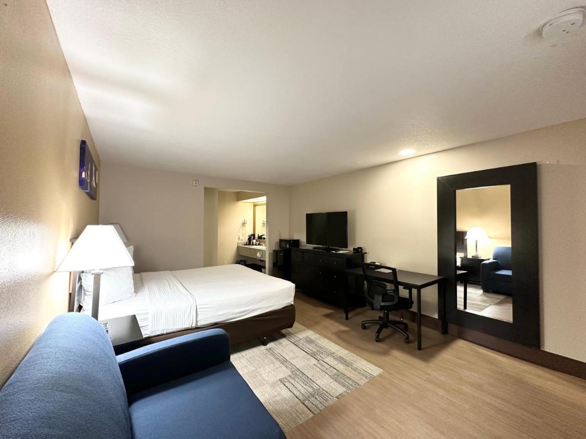 Stanford Inn & Suites Anaheim Kültér fotó