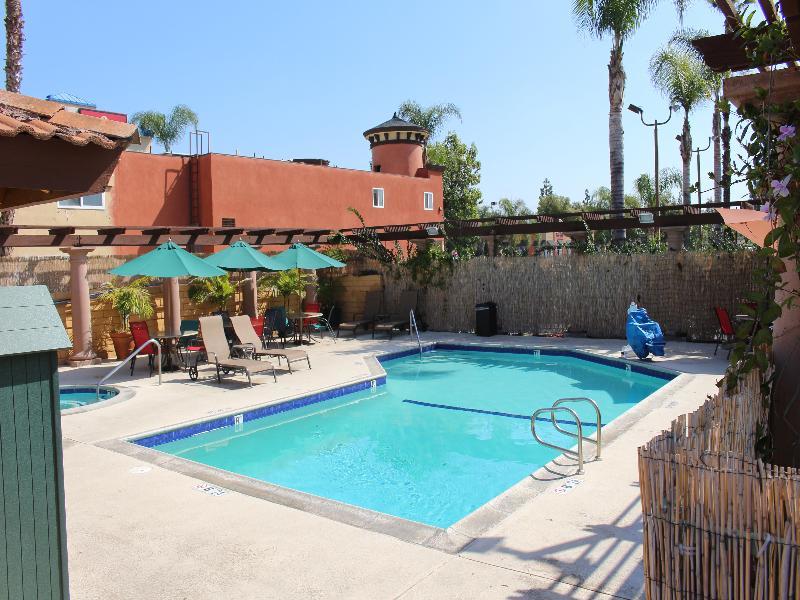 Stanford Inn & Suites Anaheim Kültér fotó