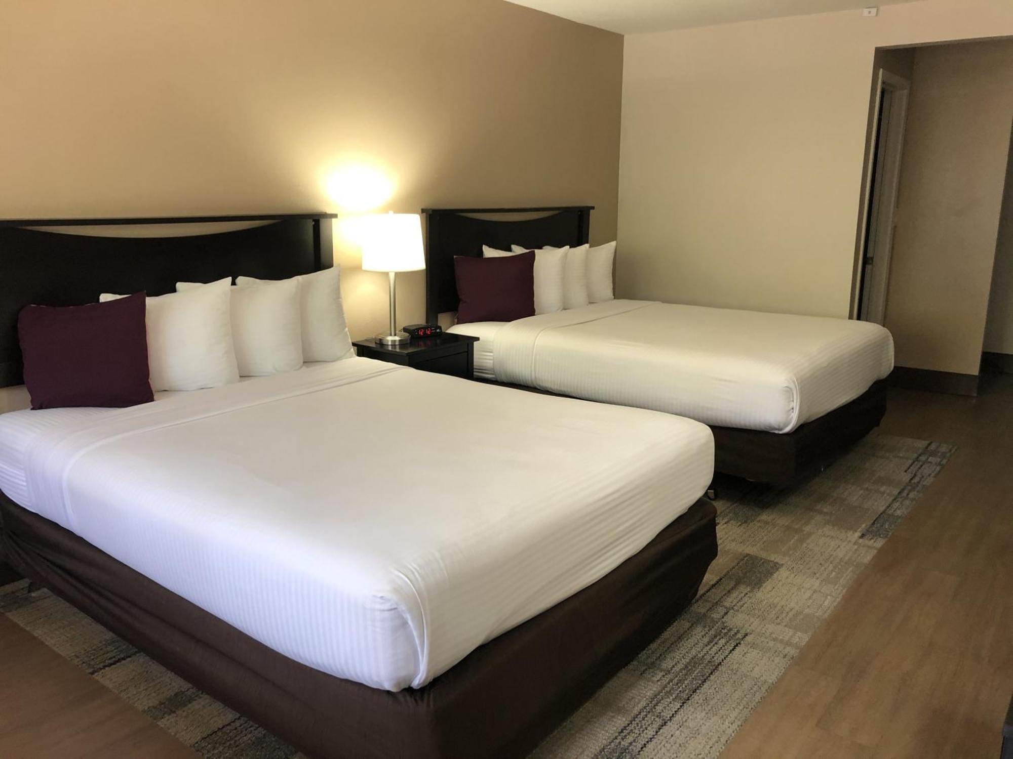 Stanford Inn & Suites Anaheim Kültér fotó