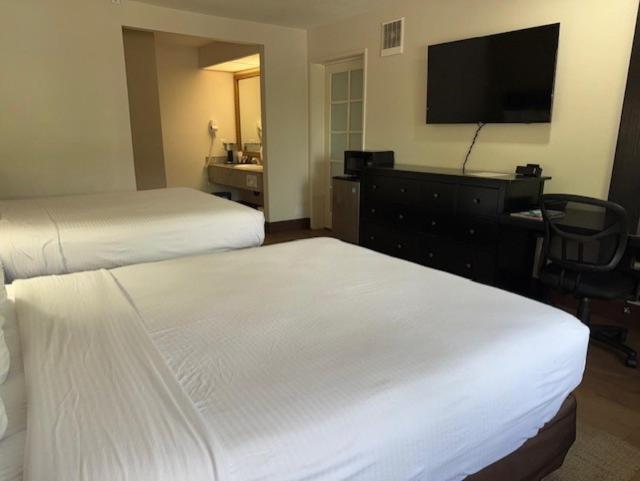 Stanford Inn & Suites Anaheim Kültér fotó