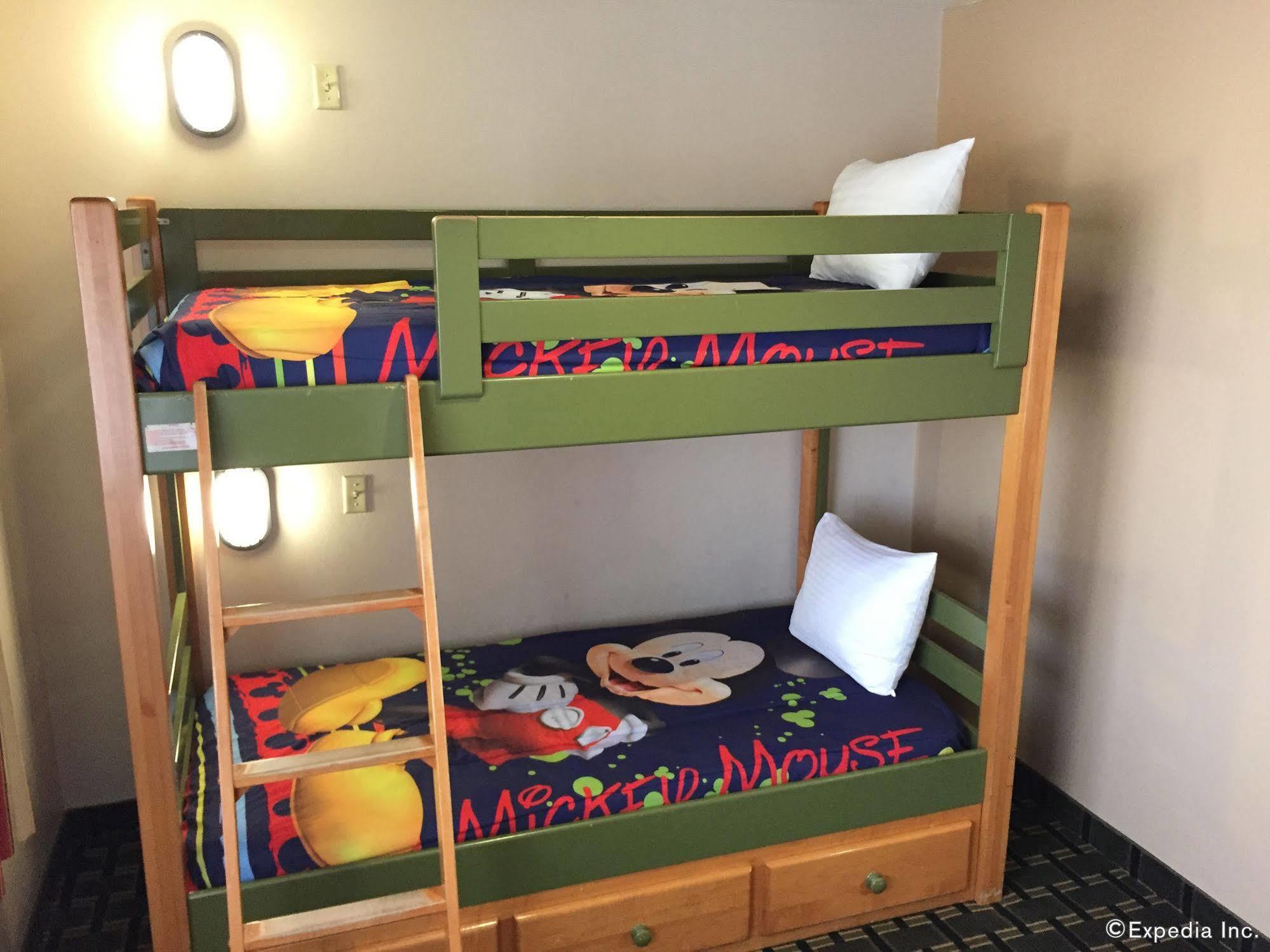 Stanford Inn & Suites Anaheim Kültér fotó